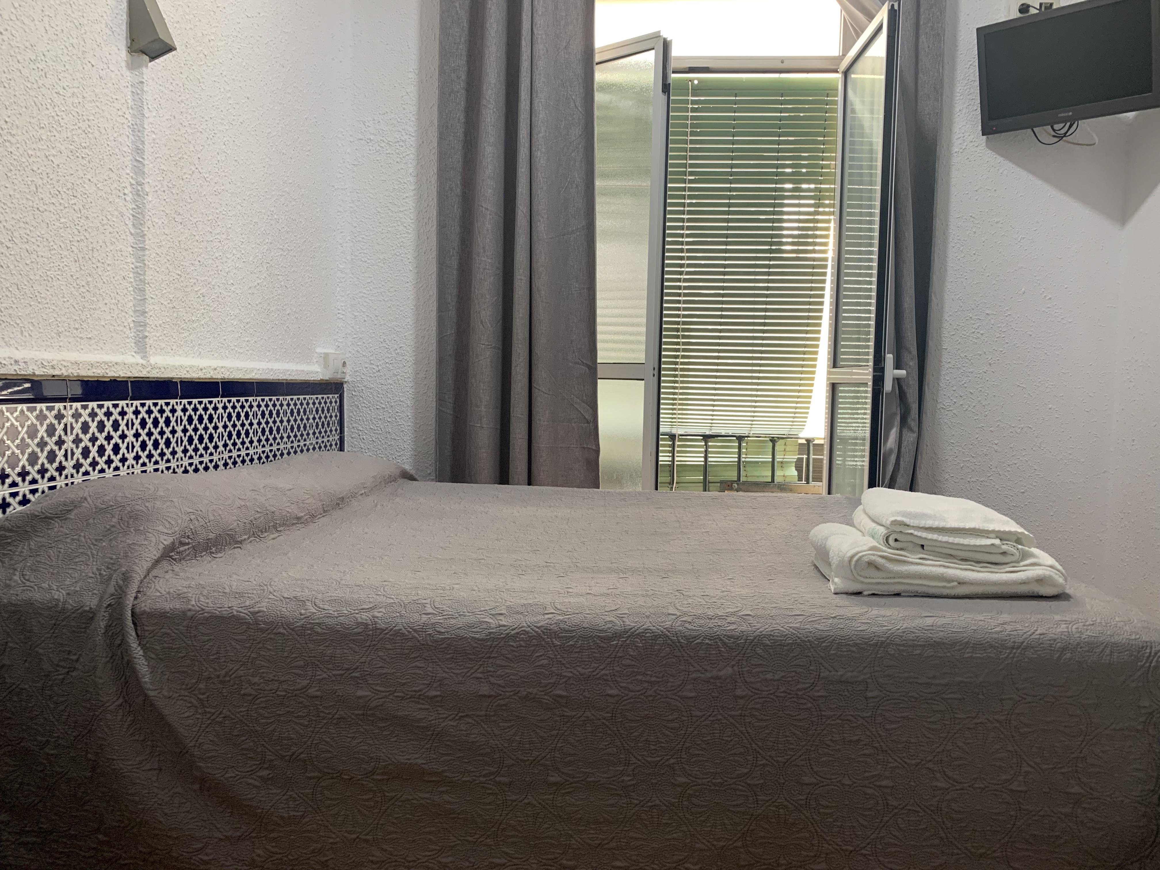 Hostal Alcobia Sevilla Exterior foto
