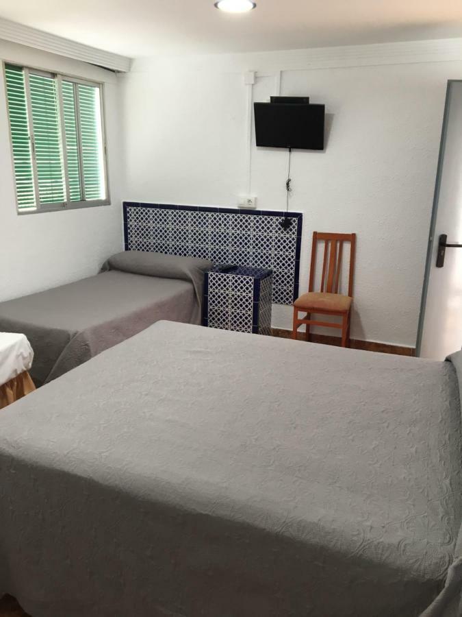 Hostal Alcobia Sevilla Exterior foto
