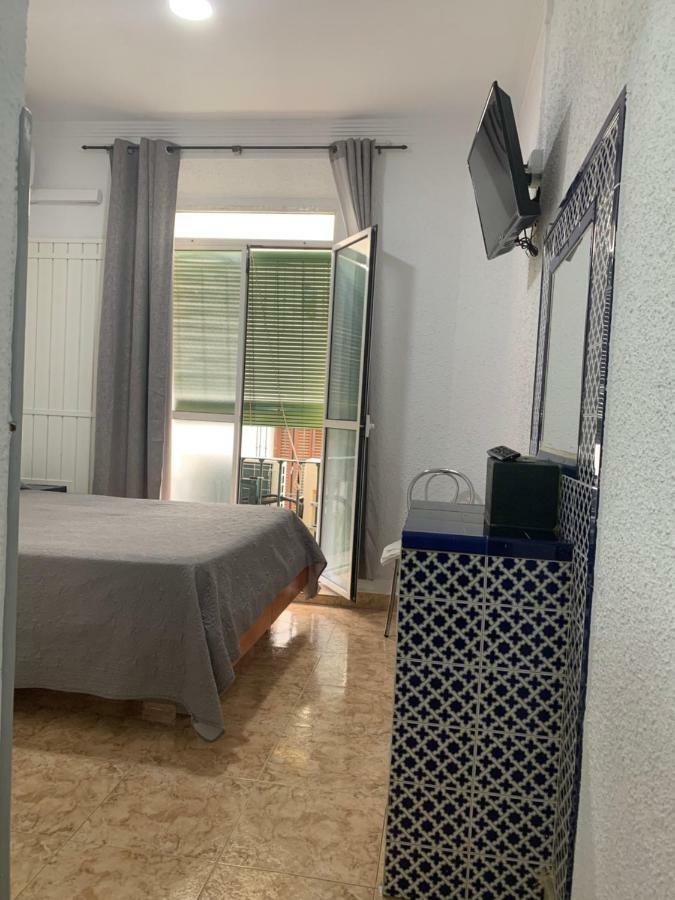 Hostal Alcobia Sevilla Exterior foto